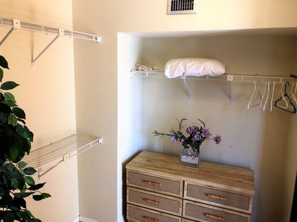 The Bird's Nest Vacation Rentals: 403 Gulf Dr S, Bradenton Beach, FL 34217